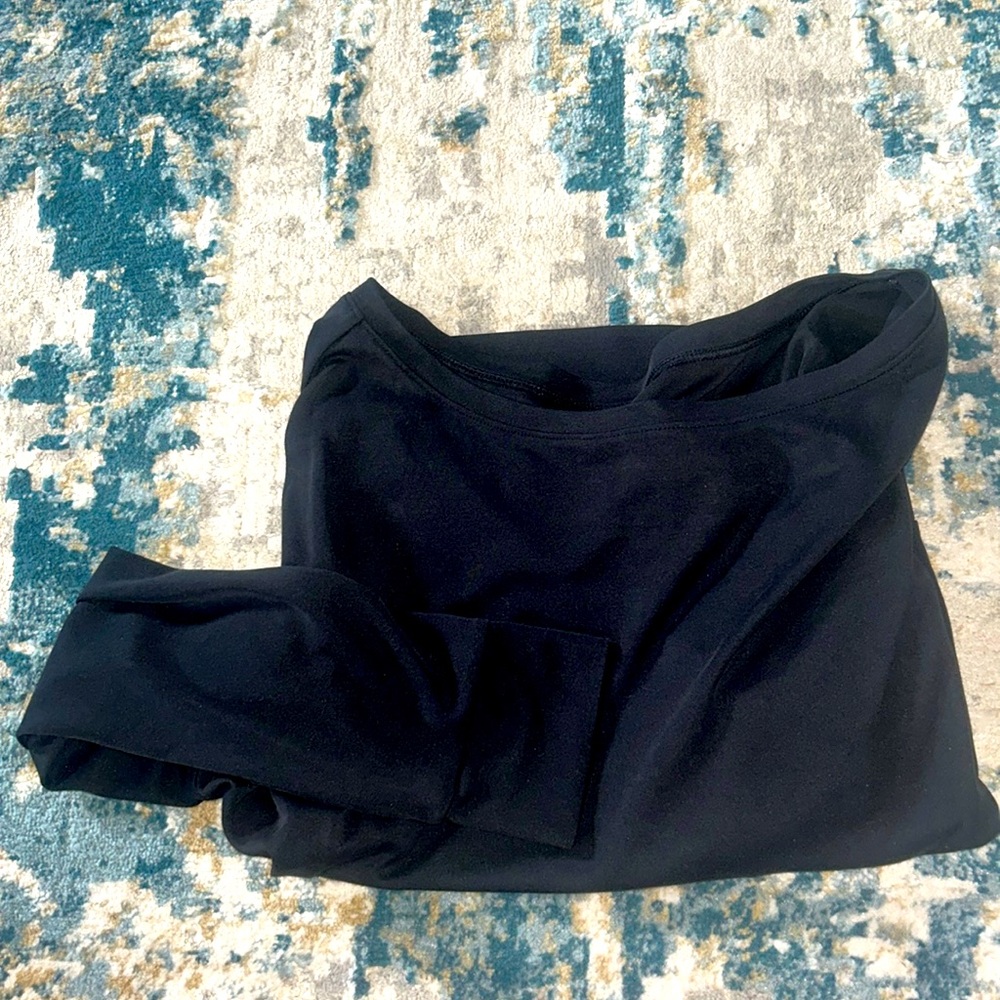 Black oversized crew neck